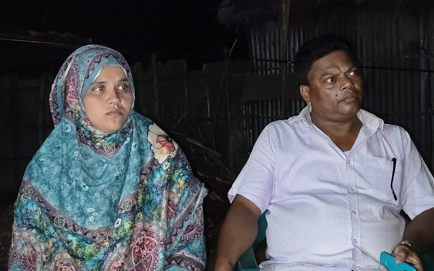 দেবীগঞ্জে তিন সন্তানের জননীকে স্ত্রী দাবি ভূমি অফিসের কর্মচারীর, তালাক নিয়ে বিরোধ
